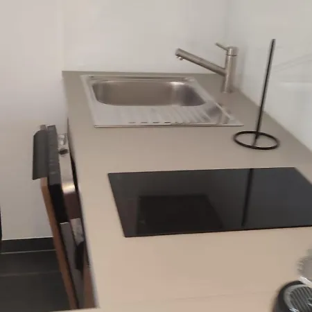 Core - Schuman Apartment *