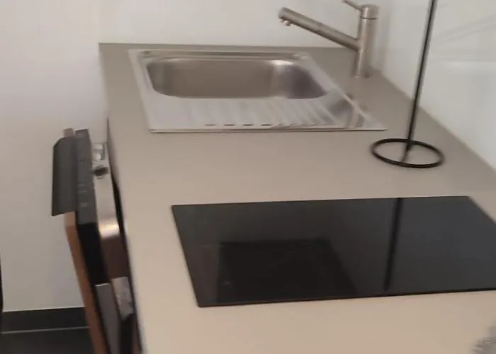 Core - Schuman Apartment *