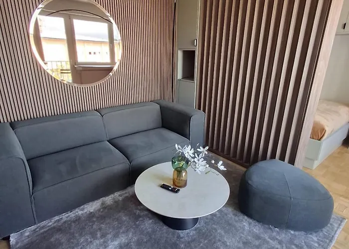 Core - Schuman * ルクセンブルク